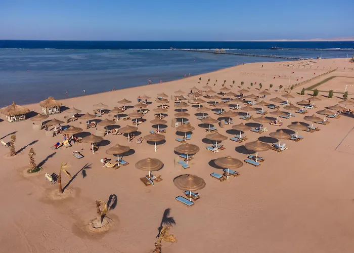 Amwaj Oyoun Resort