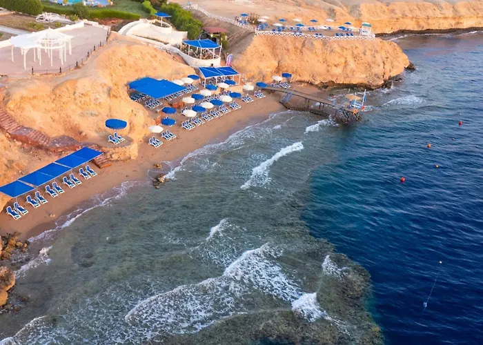 Club Reef Resort & Spa