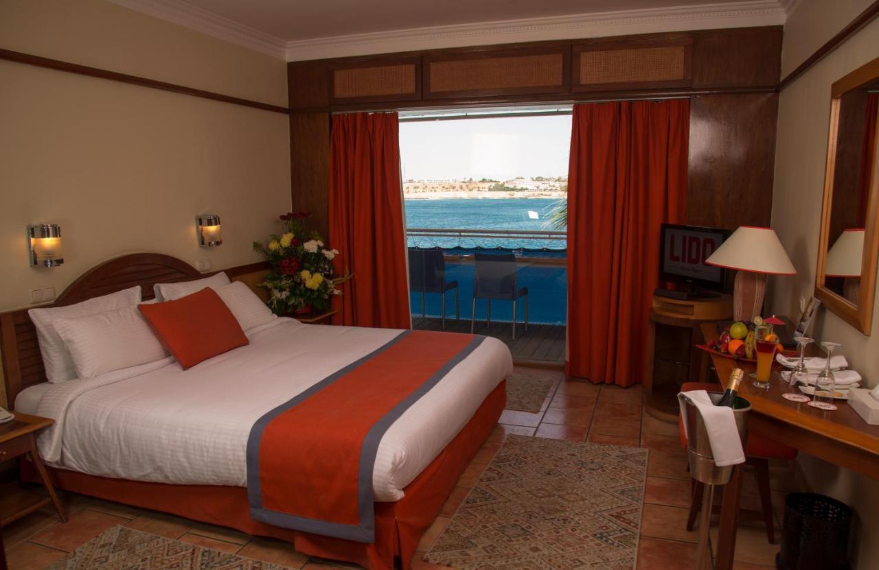Single Room with Pool View