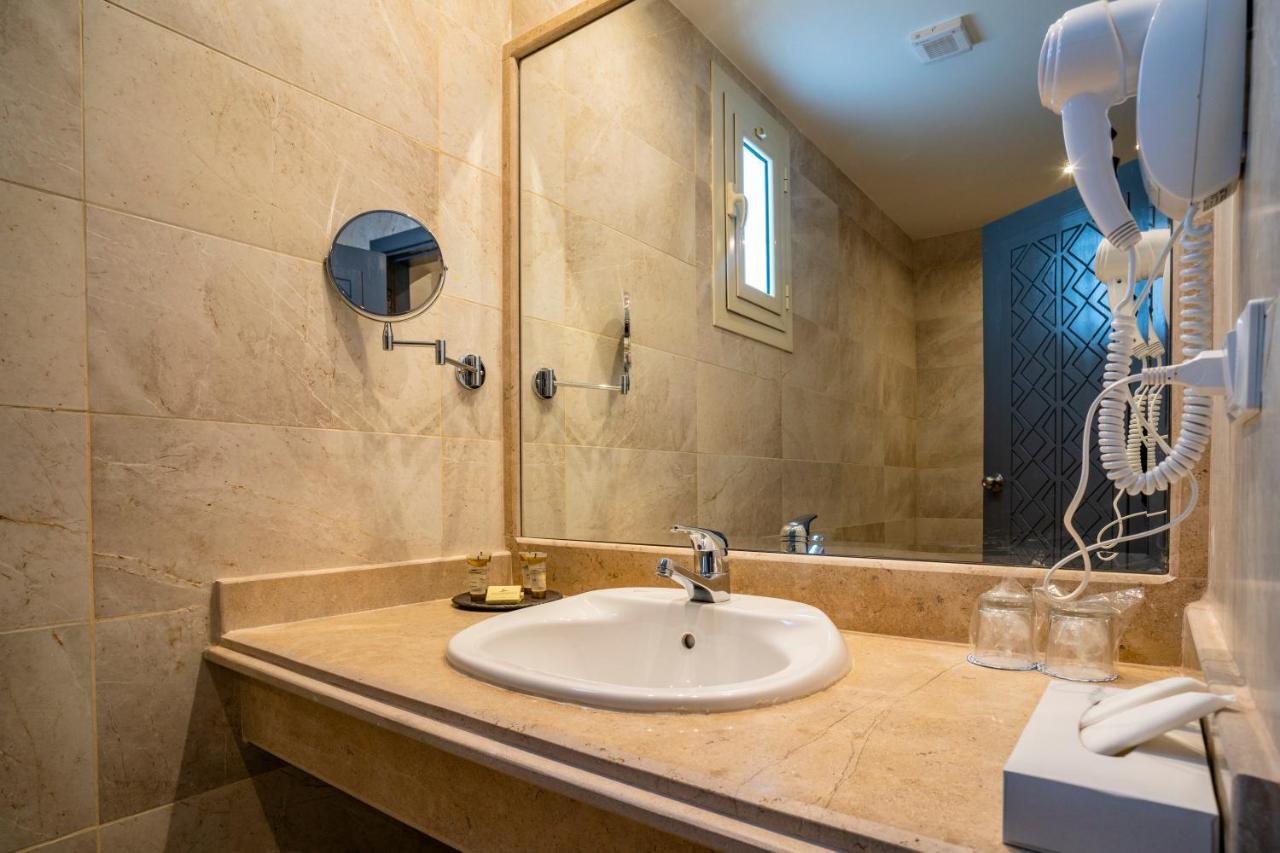 Superior Double or Twin Room with Pool View