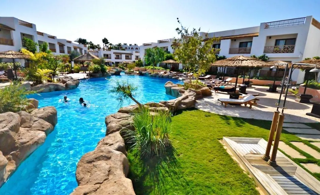Domina Aquamarine Hotel & Resort-1