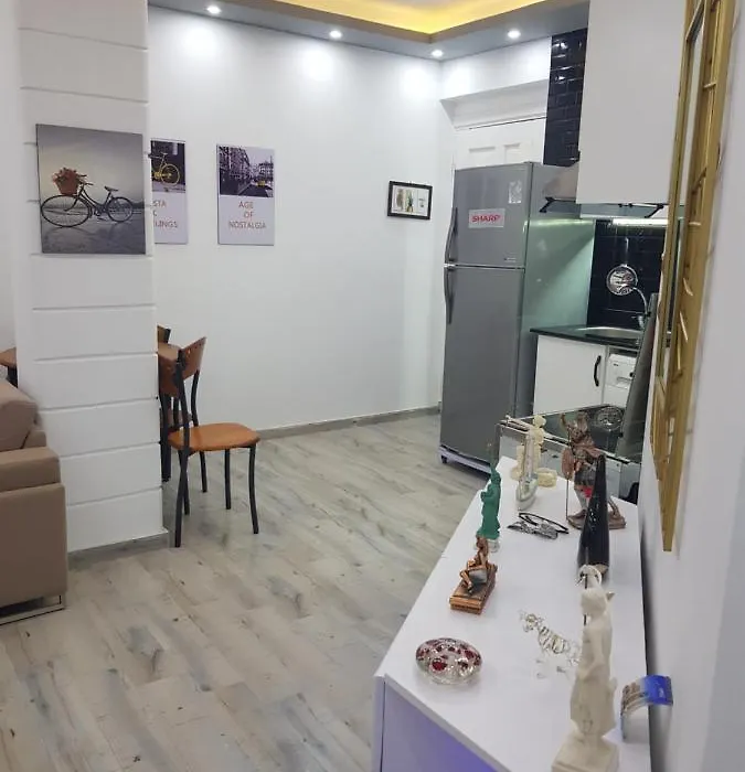 Flat 01 Bed Room. Sea Street. Hadaba Area.-1