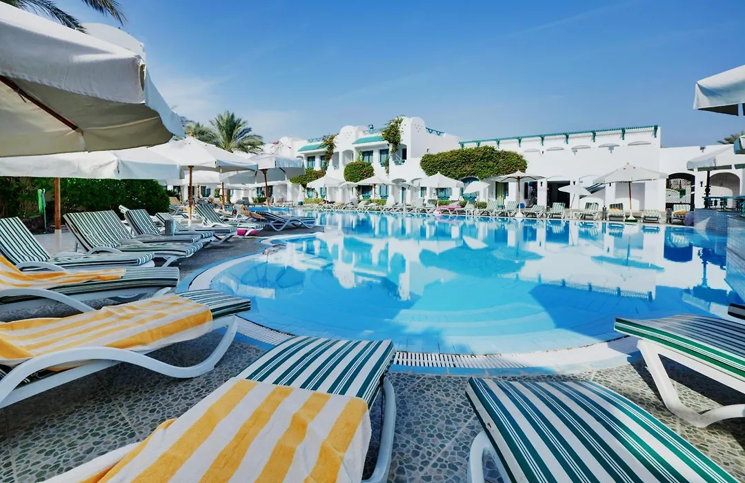 Falcon Hills Hotel-1