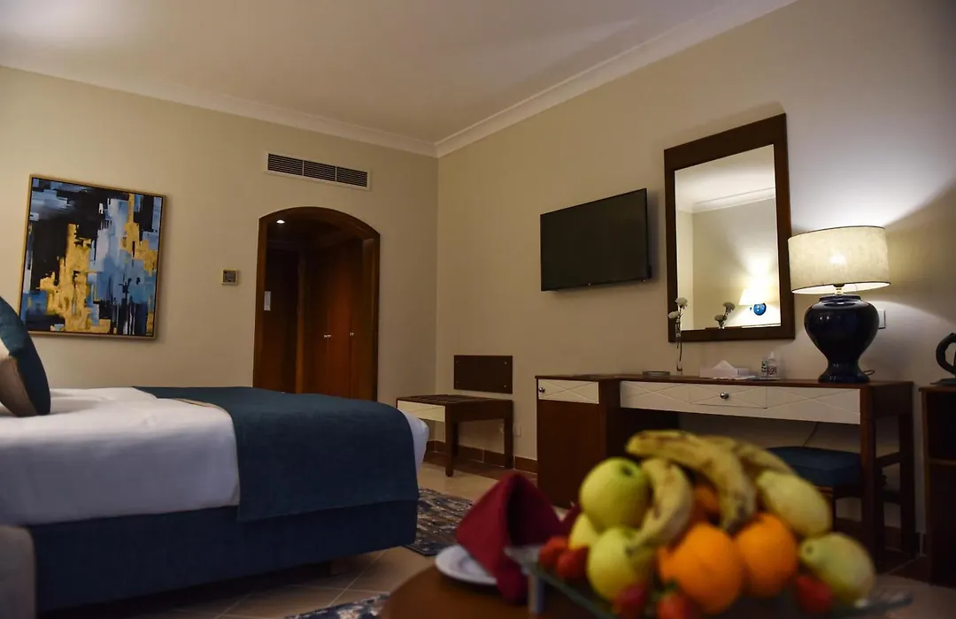 Ivy Cyrene Island Aqua Park Resort (Adults Only)-1