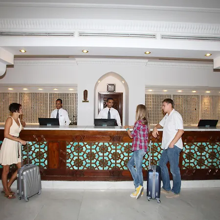 Domina Oasis Hotel & Resort-2
