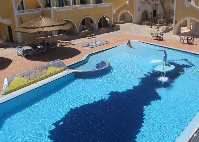 Club El Faraana Reef